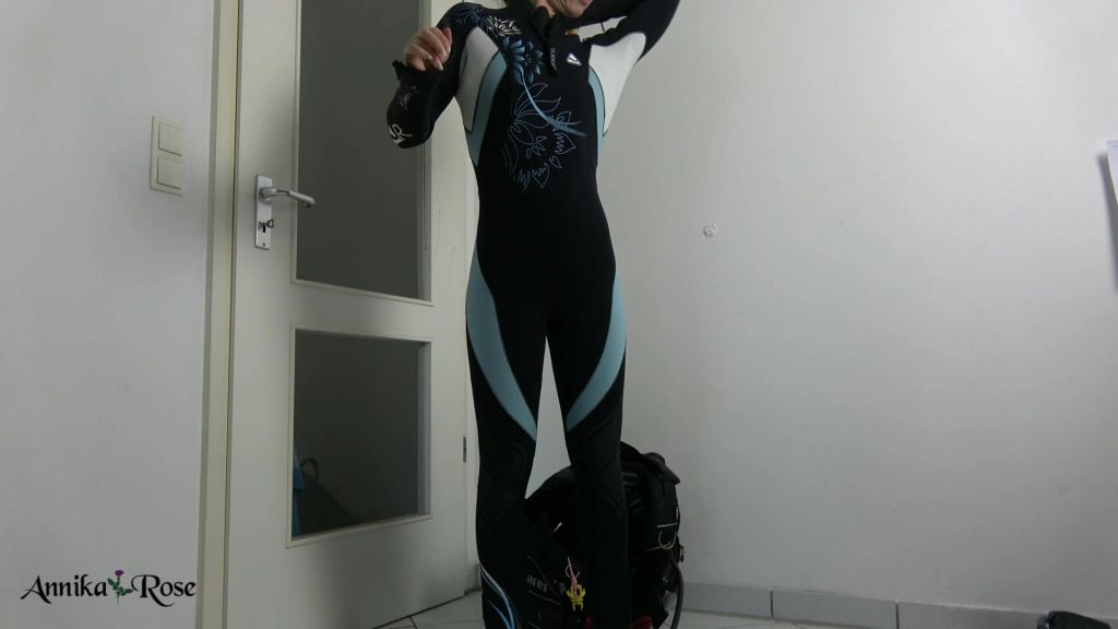 sexy foto nr. 5 von Was trage ich alles unterm Neopren?