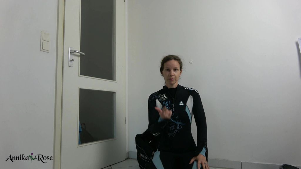 sexy foto nr. 6 von Was trage ich alles unterm Neopren?