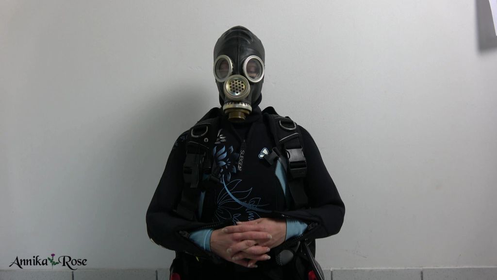 sexy foto nr. 9 von Was trage ich alles unterm Neopren?