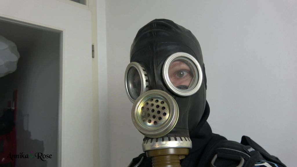 sexy foto nr. 10 von Was trage ich alles unterm Neopren?