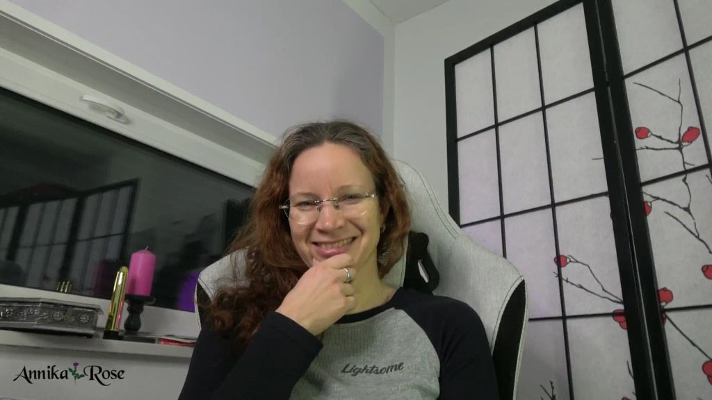 sexy foto nr. 3 von Ich lache dein kleinen Minipimmel aus!