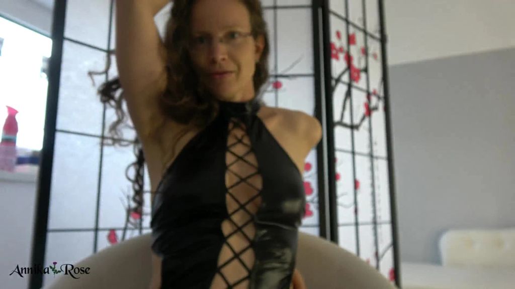 sexy foto nr. 4 von Erziehungsaufgaben!