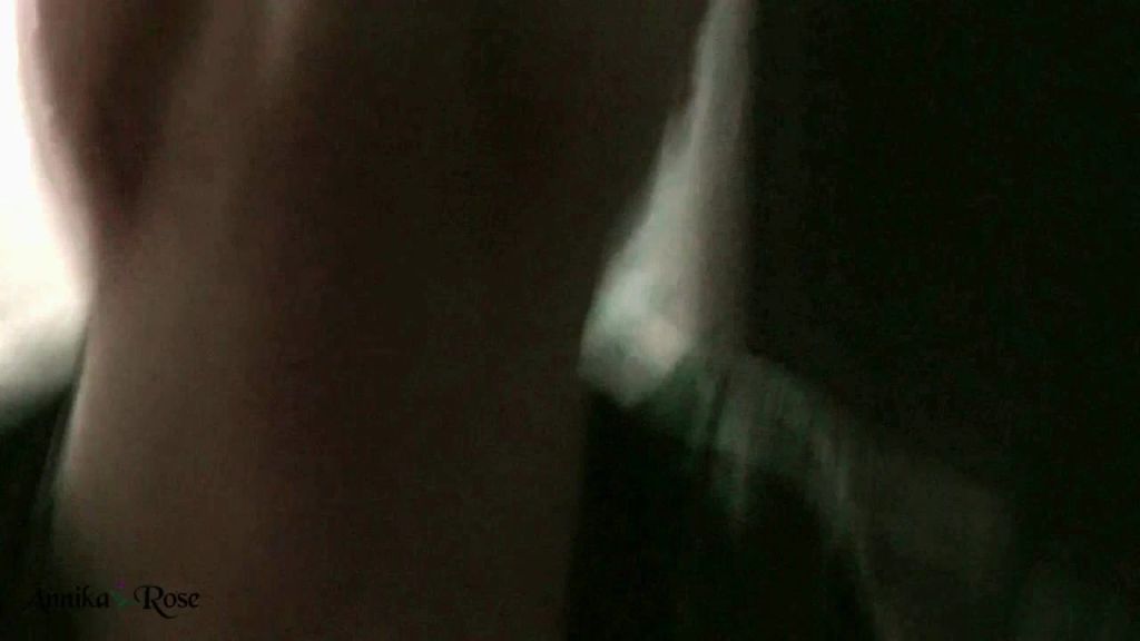 sexy foto nr. 4 von Türchen 23 - Flashing im Parkhaus