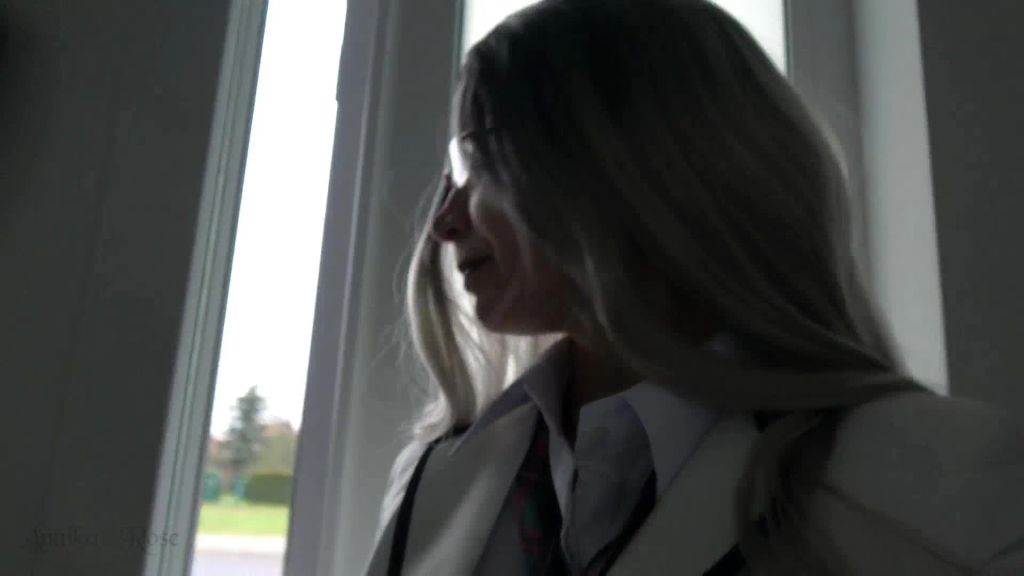 sexy foto nr. 1 von Was bei der Nachhilfe so alles passiert