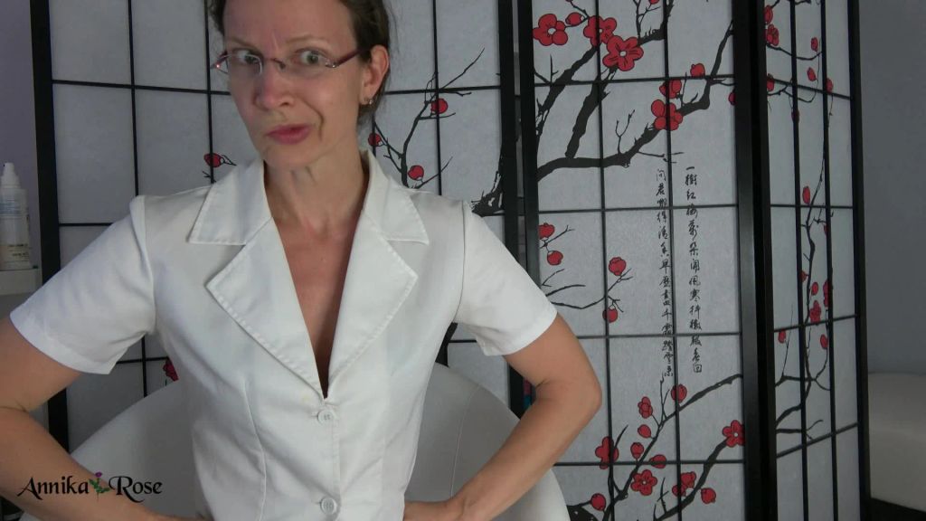 sexy foto nr. 8 von Die Kleinschwanztherapeutin: weitere Hilfe