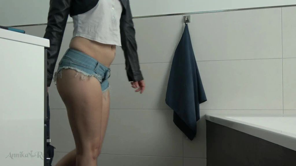 sexy foto nr. 1 von Fetisch: Mit Klamotten baden