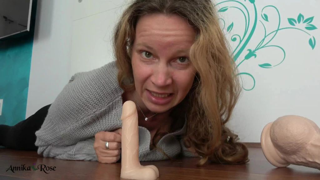 sexy foto nr. 3 von Schwanzvergleich - 11 cm vs. 40 cm