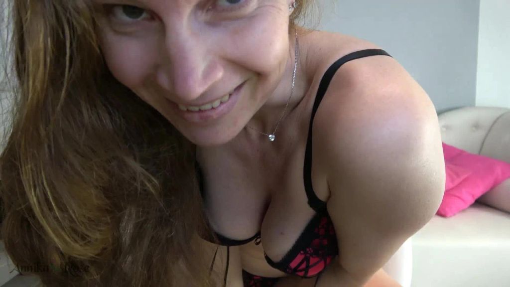 sexy foto nr. 1 von Wer zu früh kommt, bestraft das Leben