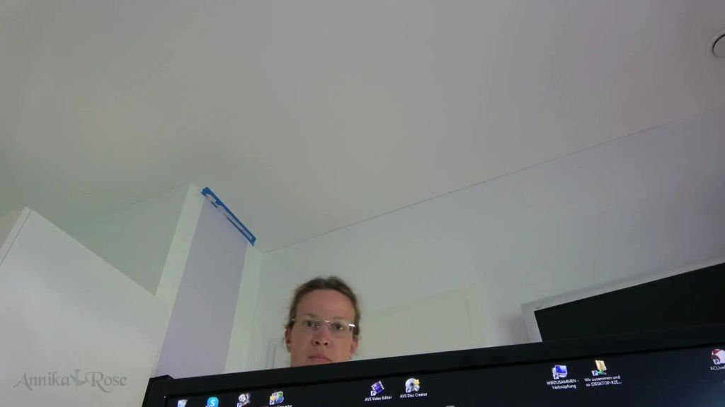 sexy foto nr. 1 von Die strenge Chefin