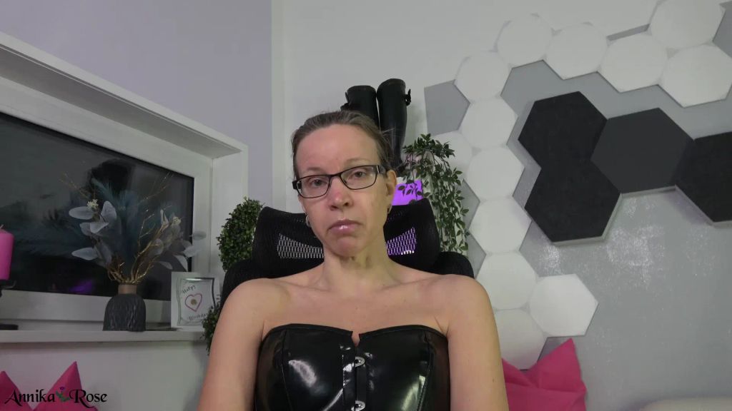 sexy foto nr. 2 von In Lack stecke ich dich in KG