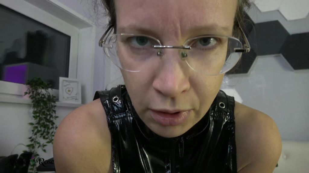 sexy foto nr. 10 von Die Dilator Wichsanleitung