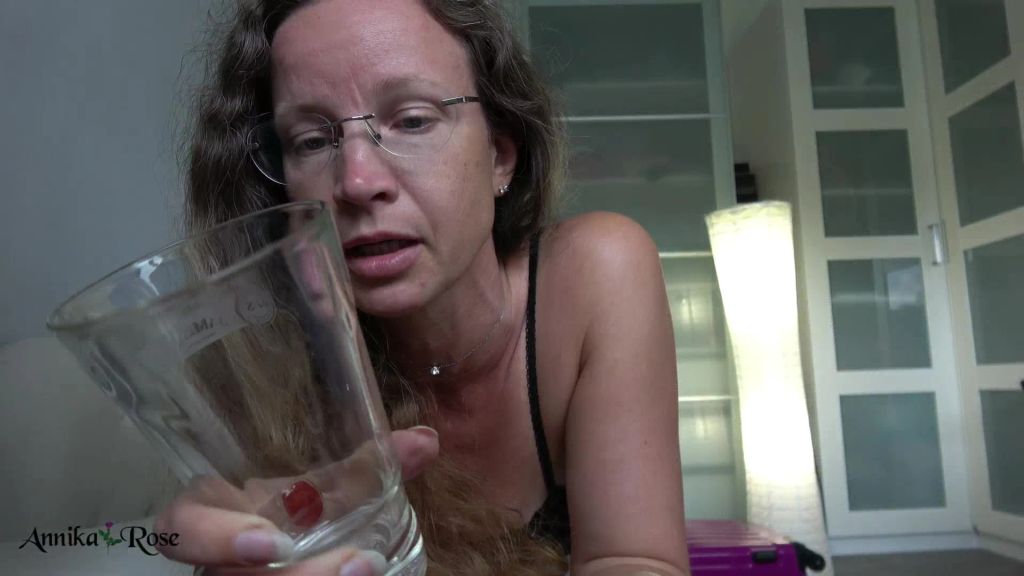 sexy foto nr. 3 von Friss dein Sperma!