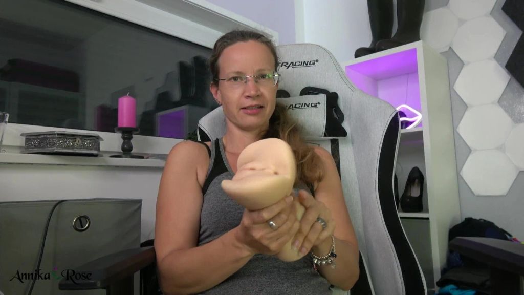 sexy foto nr. 2 von Du fickst 2 Mösen!