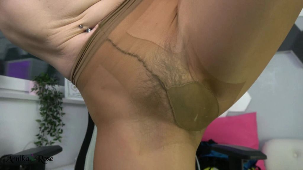sexy foto nr. 4 von Verwöhne meinen nassen Zwickel