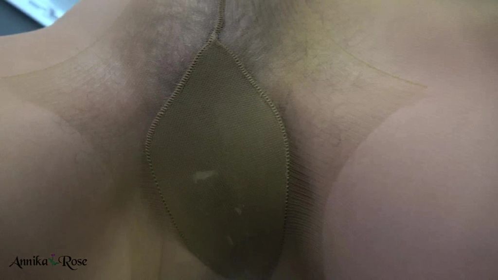 sexy foto nr. 6 von Verwöhne meinen nassen Zwickel