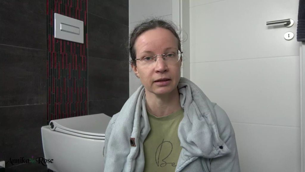sexy foto nr. 1 von Ich pinkel' für dich.