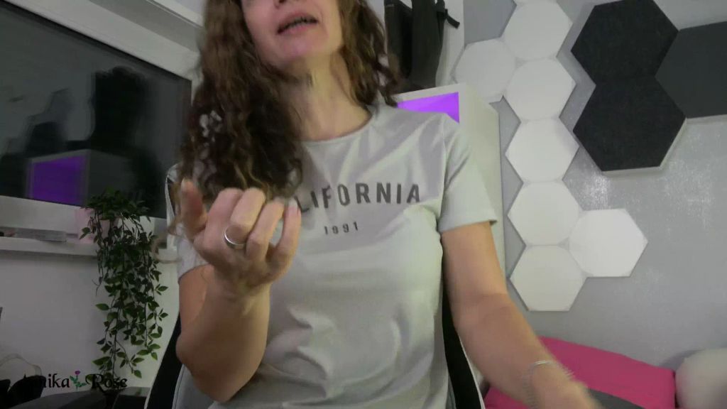 sexy foto nr. 4 von Ich werde dich wegschließen, denn du gehörst in einen KG!