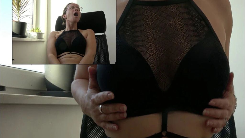 sexy foto nr. 10 von Meinst du wirklich, das du was sehen darfst?