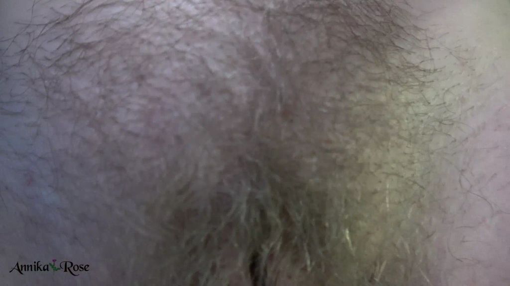 sexy foto nr. 8 von Im Büro einen Porno gesehen und die Tür angelehnt