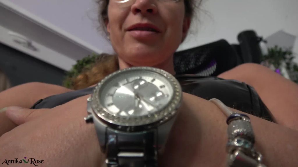 Vorschaubild 4 zum Video „Trash Fetisch“