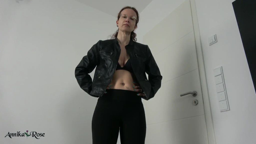Vorschaubild zum Video „In Leder werde ich dich ficken!“ von Annika Rose