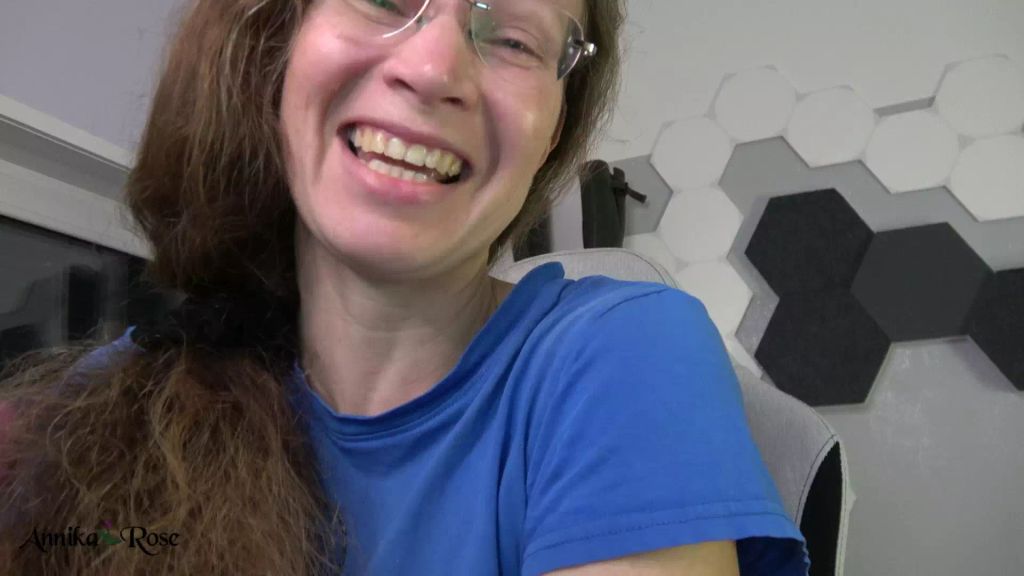 sexy foto nr. 4 von Ich lache deinen mini Pimmel aus!