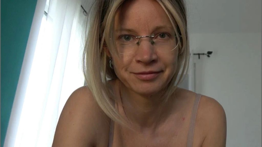 POV geblasen mit riesigem Schwall Sperma