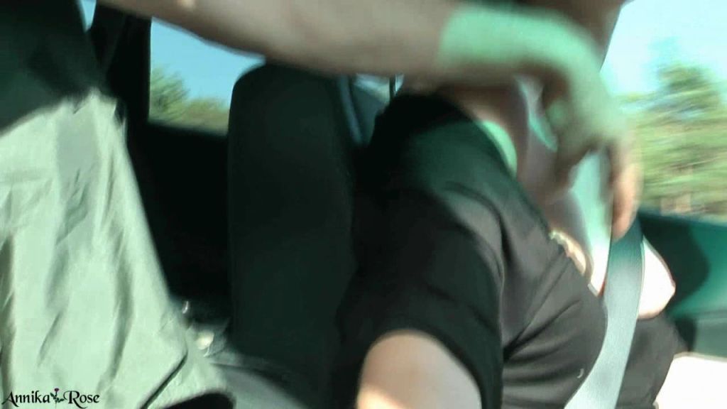sexy foto nr. 4 von Entsaftet auf der Autobahn