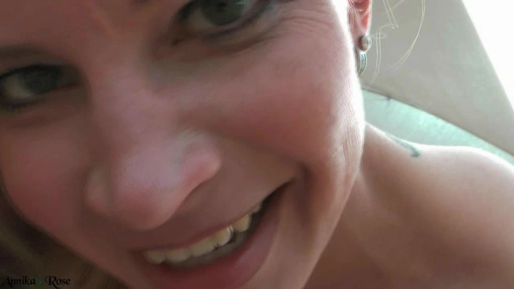 sexy foto nr. 10 von Public am Strand