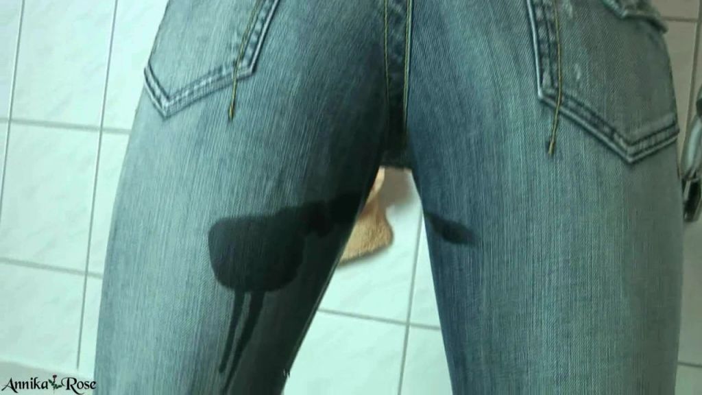 sexy foto nr. 4 von Geiler JeansPISS