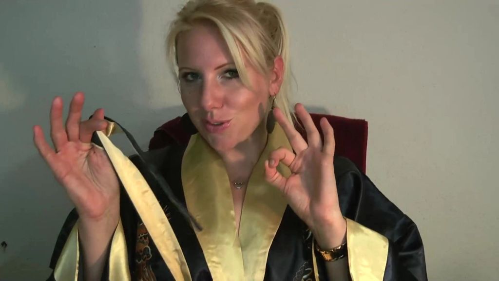 Vorschaubild 4 zum Video „*~das geile schnellficker-outfit ~*“