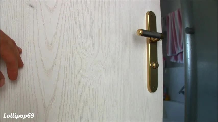 Stiefpapis Morgenlatte schwängert mich