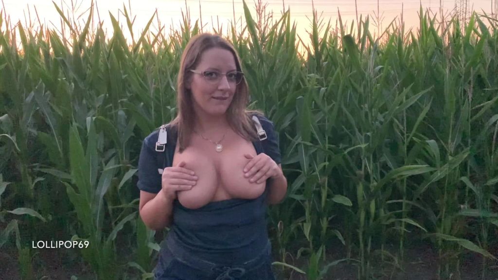 sexy foto nr. 5 von Panne mit dem E-Scooter vom Passanten ausgenutzt...!