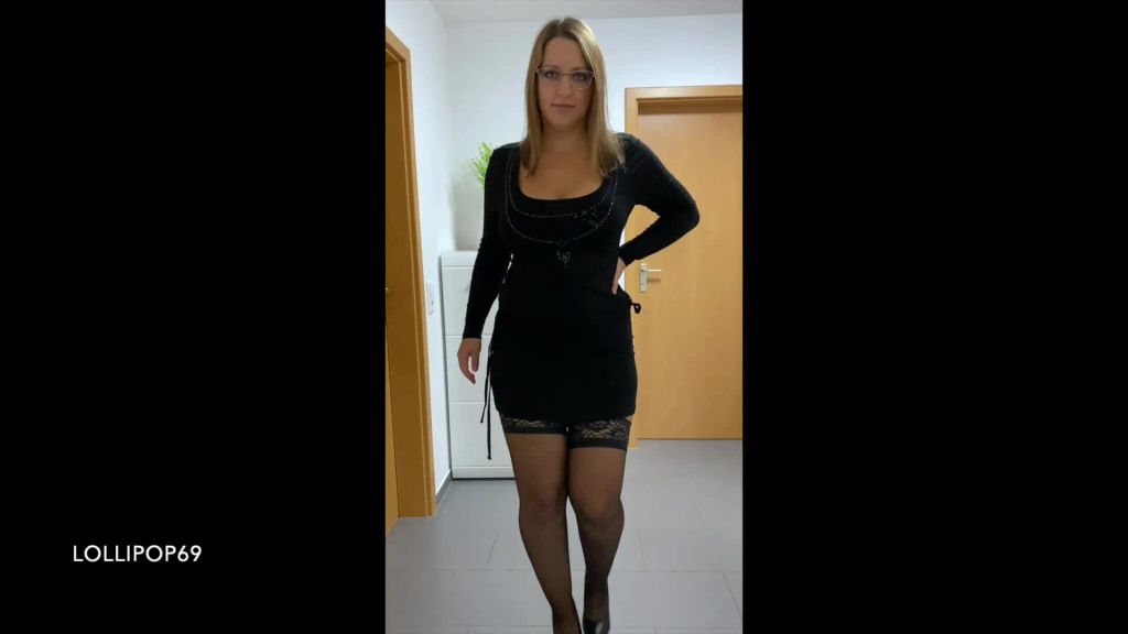 sexy foto nr. 1 von Professorin verführt Nerd 19j.