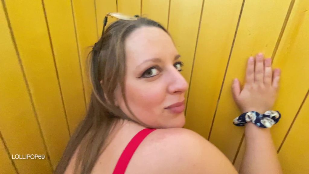 sexy foto nr. 10 von Vom FAN im Freibad erkannt..!