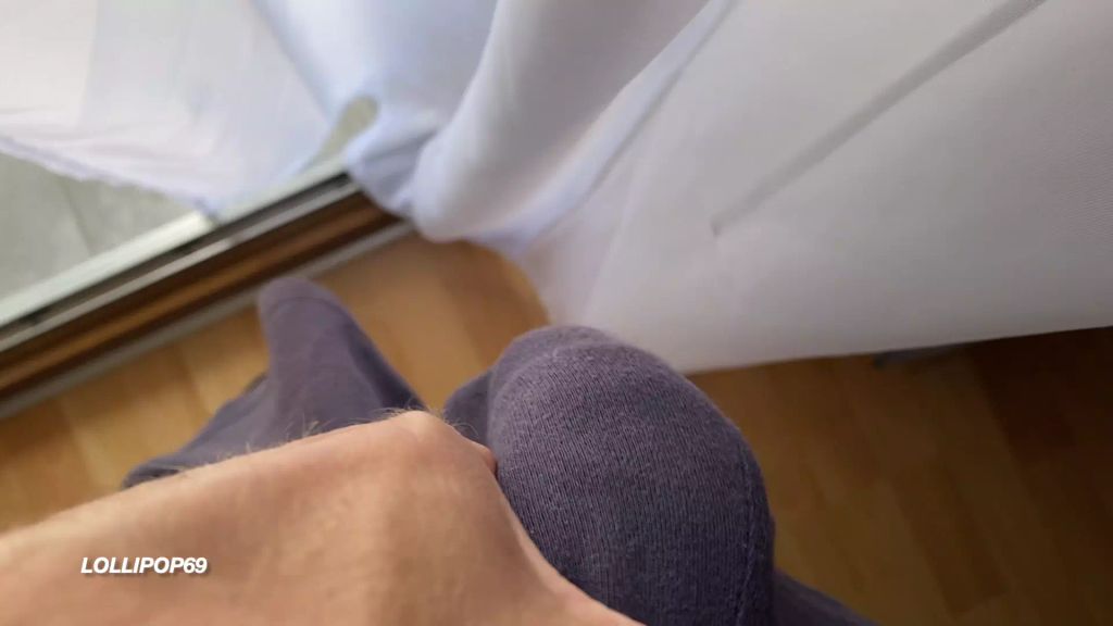 sexy foto nr. 1 von Stiefdaddy im Urlaub verführt