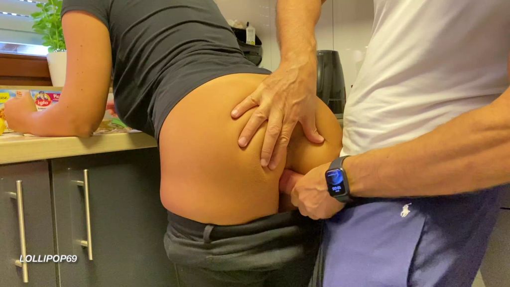 sexy foto nr. 4 von Quickie in der Küche