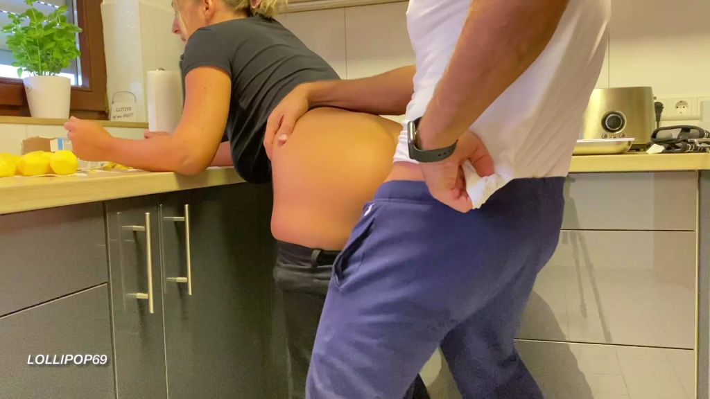 sexy foto nr. 6 von Quickie in der Küche