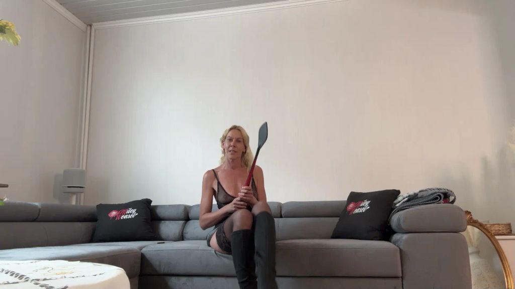 sexy foto nr. 2 von Hey SissyGirl...hör genau zu !! Sei brav !!