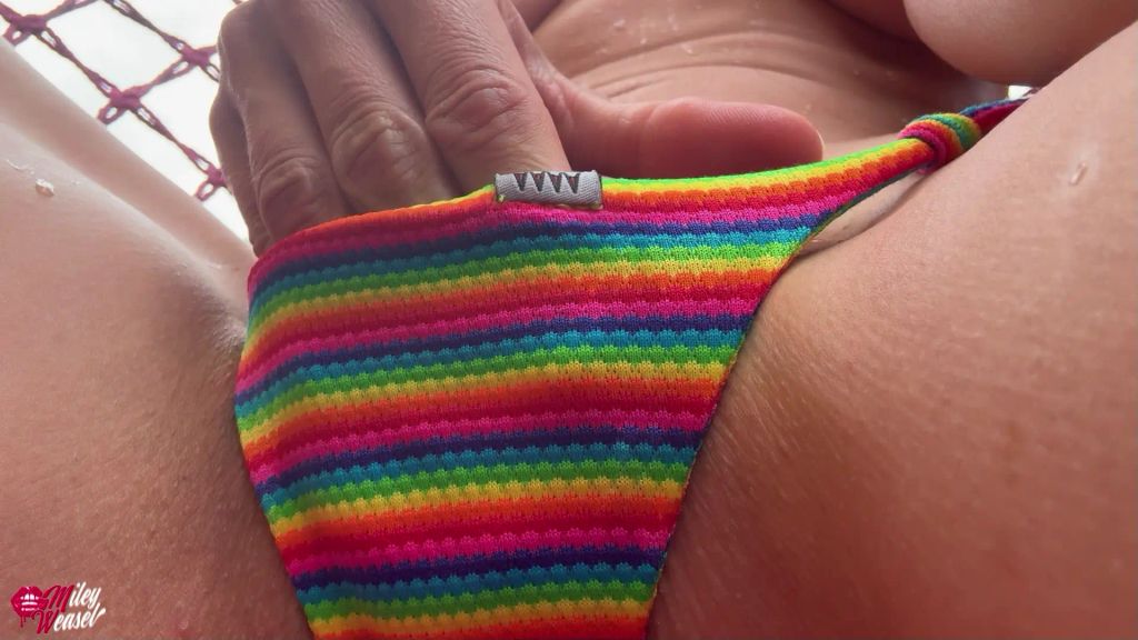 sexy foto nr. 7 von Eiskalte Eiswürfelsauerei !! Wie heiß war das denn ?