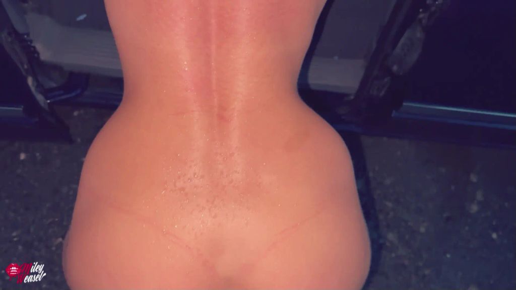 sexy foto nr. 6 von Krasser Arschfick im Unwetter!! Fremder Typ nimmt mich !!
