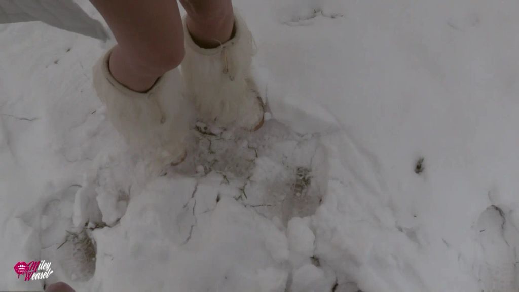 sexy foto nr. 4 von Eiskalter Arschfick im Schnee !! Wie krass das war !!
