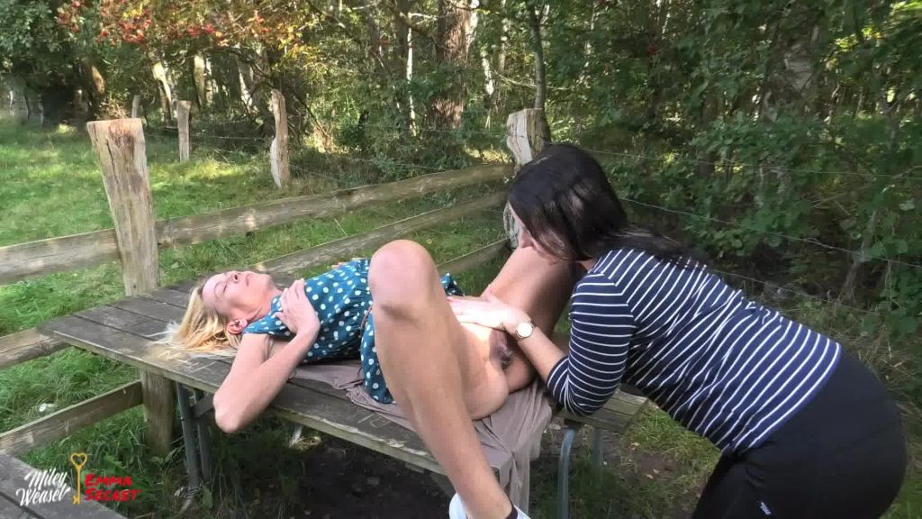 sexy foto nr. 4 von Erwischt!! Aber egal...es war so geil !!