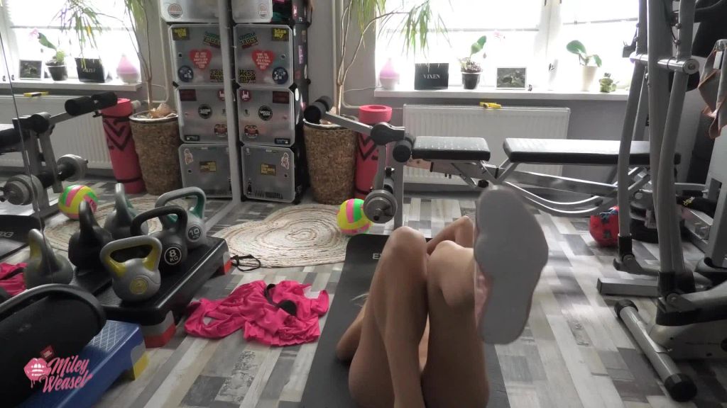 sexy foto nr. 9 von Fickst du mich in meinen Schläppchen beim Sport ?