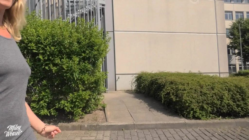 sexy foto nr. 3 von WTF!! War das nun zu öffentlich ? Egal...Hauptsache geil !!