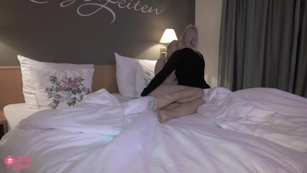 sexy foto nr. 2 von Von Freundin geleckt und vom Nachbarn in den Arsch gefickt!