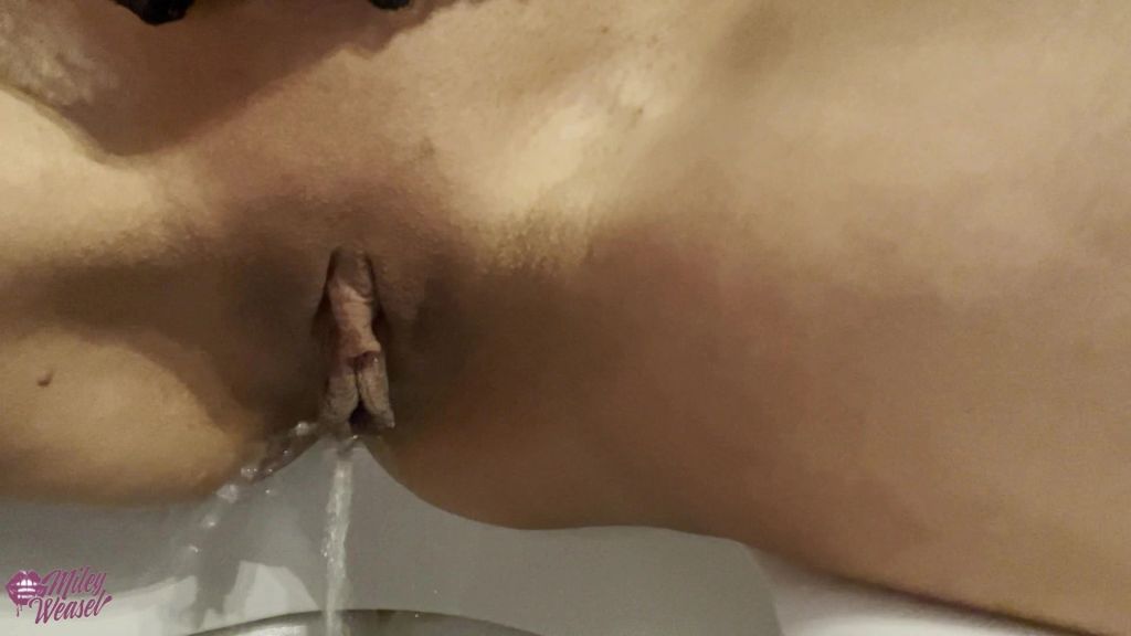 sexy foto nr. 8 von Hörst du es plätschern ?