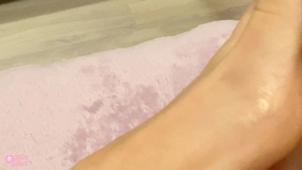 sexy foto nr. 7 von Meine Füße bringen dich zum abspritzen !!