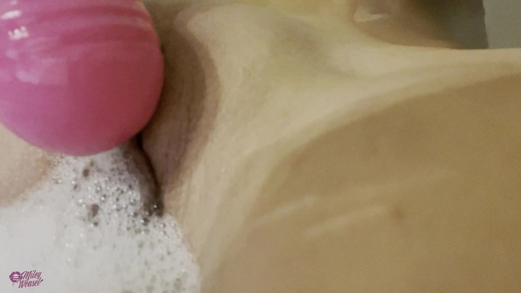sexy foto nr. 8 von Megaorgasmus in der Wanne !!