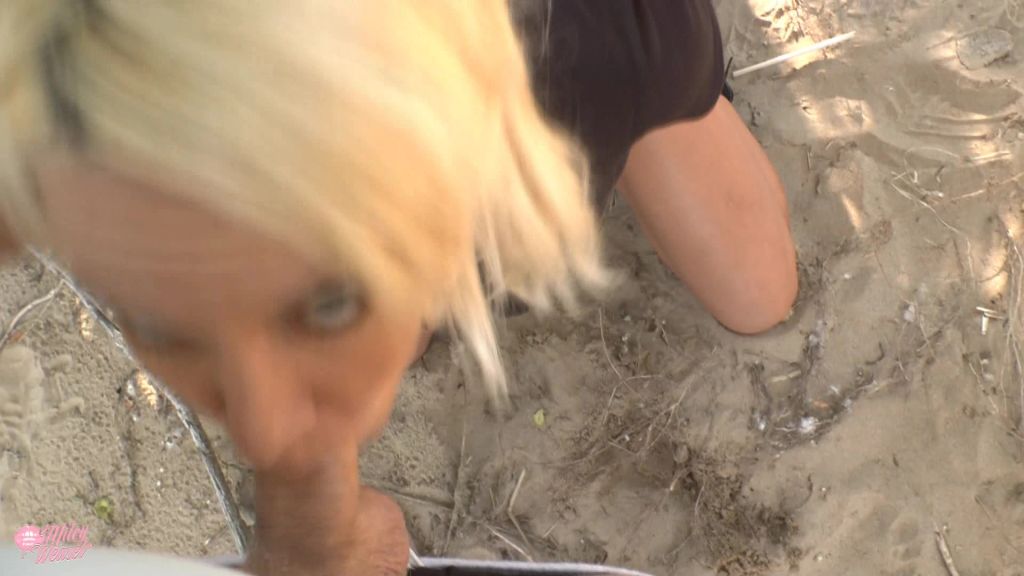 sexy foto nr. 2 von Geheimer Sextreffpunkt am Strand !!!